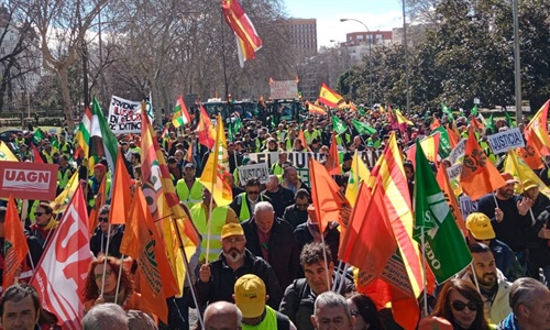 El campo mantiene el pulso de la protesta y urge a medidas concretas al...