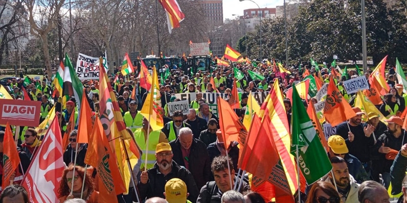 El campo mantiene el pulso de la protesta y urge a medidas concretas al Gobierno y a la Comisin Europea