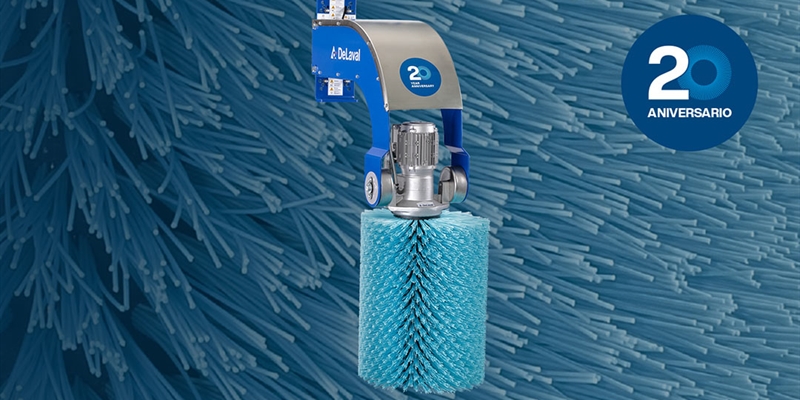 DeLaval celebra el 20 aniversario de su cepillo rotativo para vacas con una edicin especial