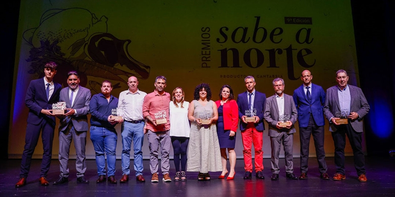 Agapito Fernndez (SAT Ceceo), Quesera Javier Campo y AFCA, galardonados en los Premios Sabe a Norte a la excelencia del producto agroalimentario de Cantabria