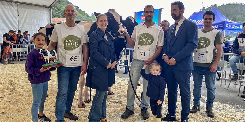 Cudaa App Haniko Et (Granja Cudaa), Vaca Gran Campeona del Concurso Frisn de Treceo 2024