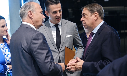 Luis Planas insta en la UE a seguir simplificando y flexibilizando la PAC