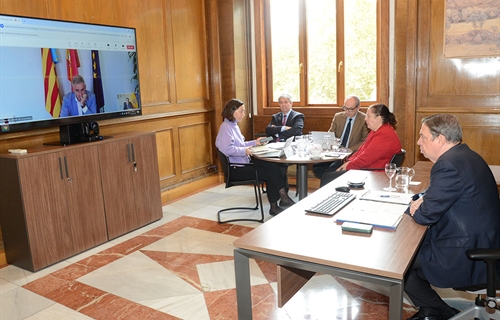 El ministro Planas ofrece su apoyo a la Comunidad Valenciana ante los...