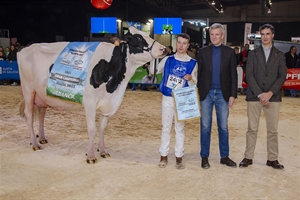 Las ganaderas A Lagoa Serabel y Casa Pozo ganan los grandes premios del Open Gandagro 2025 y Concurso FEFRIGA 2025 respectivamente