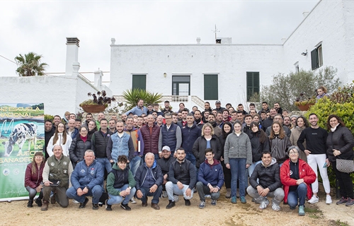 Menorca vive el gran ambiente de una nueva Escuela Nacional de Jueces...