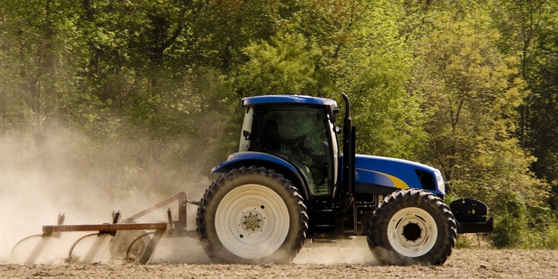 El Gobierno publica la orden de mdulos con importantes reducciones en el IRPF 2024 para 800.000 agricultores y ganaderos