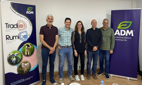 Gran xito de la Jornada Tcnica de Vacuno de Leche de ADM Animal...