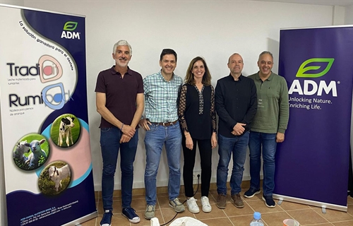 Gran xito de la Jornada Tcnica de Vacuno de Leche de ADM Animal...