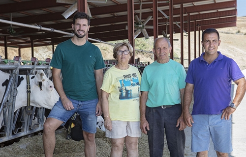 Granja La Becerra, herederos de la tradicin de vacuno lechero de Madrid