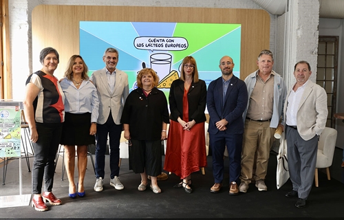 CONAFE colabora en la presentacin de la campaa Cuenta con los...