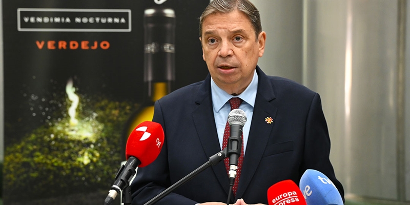 Luis Planas confirma que avanza el plan de vacunacin contra la dermatosis nodular bovina