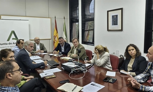 La Junta de Andaluca y el sector ganadero acuerdan no desplazar al...