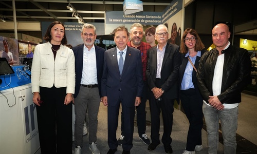 InLac anima a los j�venes en Expo Sagris a quedarse y emprender en el...