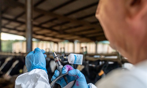 Catalu�a confirma un nuevo caso de dermatosis nodular contagiosa en una...