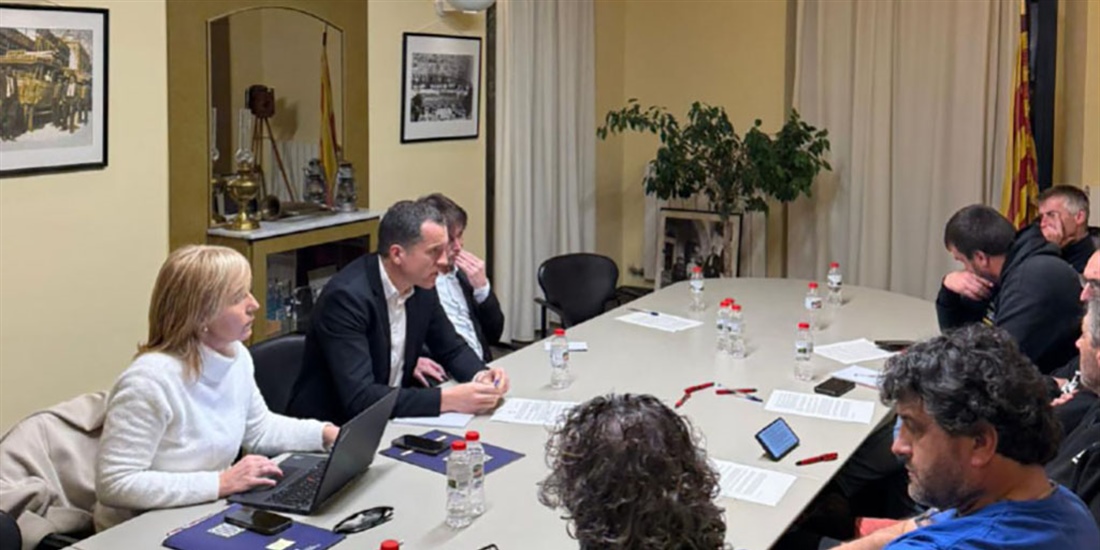Agricultores y ganaderos aceptan la propuesta del Govern y levantar�n...