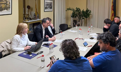 Agricultores y ganaderos aceptan la propuesta del Govern y levantar�n...