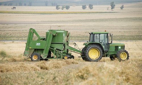 Saeca aval� 5.828 operaciones de cr�dito a ganaderos y agricultores por...