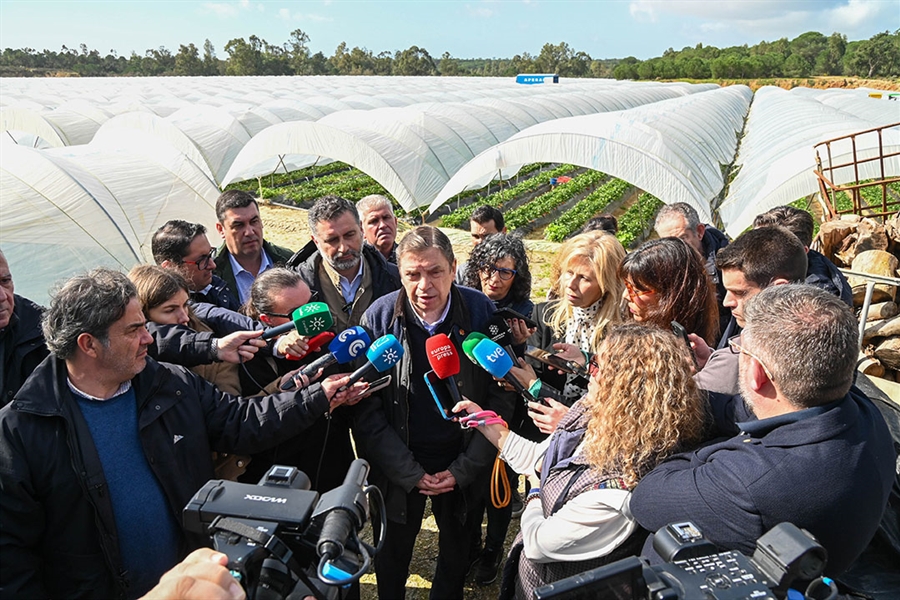 El Gobierno destaca la unidad de acci�n de Espa�a para negociar la PAC...