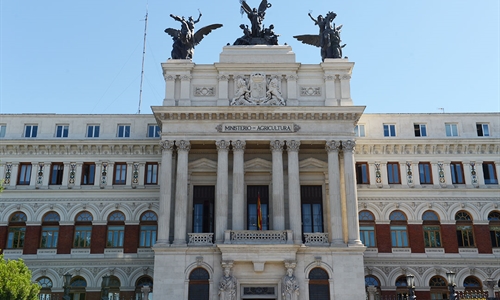 Luis Planas: El objetivo de la PAC debe ser garantizar una renta justa...