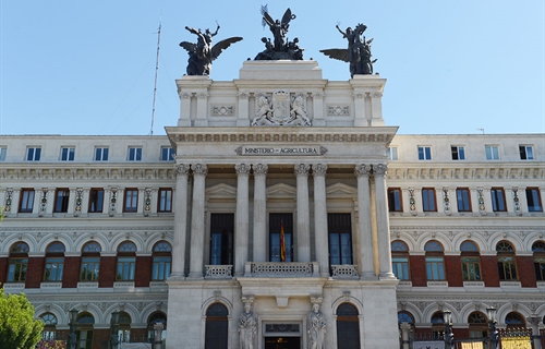 Luis Planas: El objetivo de la PAC debe ser garantizar una renta justa...