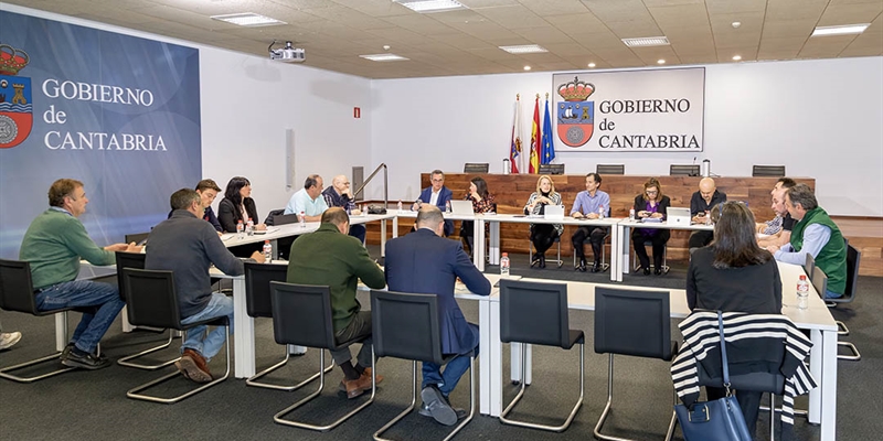El Gobierno de Cantabria avanza con el sector primario en el Plan de Recr�a y en el Plan de Carne
