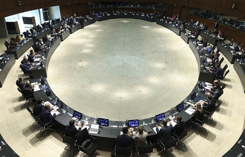 Luis Planas: �Es necesario mantener las ayudas de la PAC porque son...