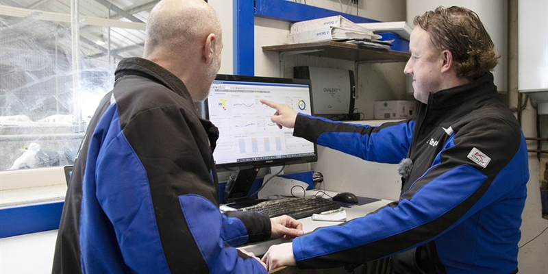 DeLaval presenta sus Servicios de Asesor�a para granjas