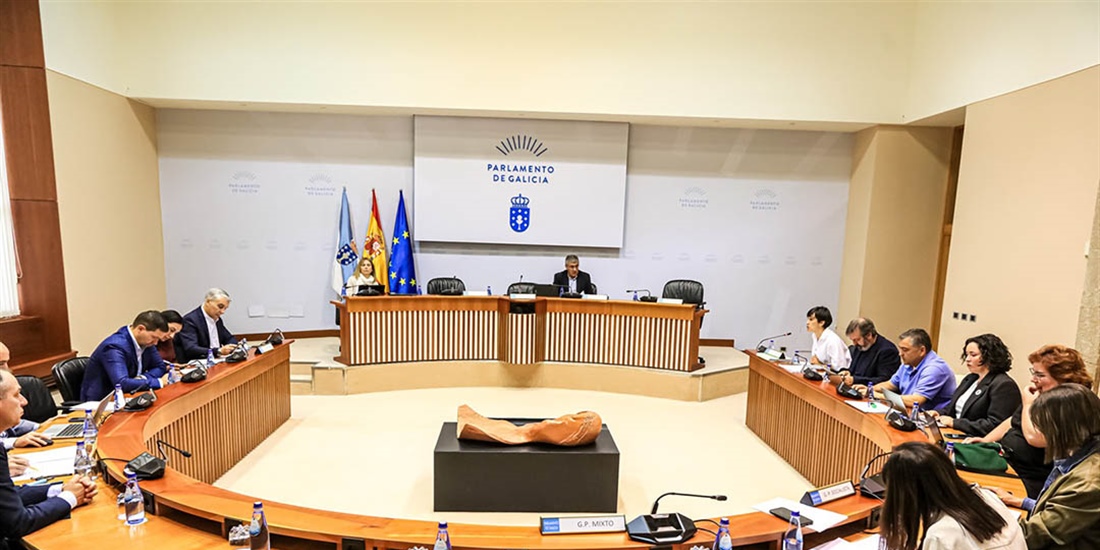 El Parlamento de Galicia crear� una comisi�n sobre el sector l�cteo...