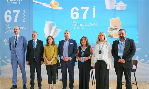 La industria l�ctea persigue un modelo "remunerador y competitivo" para...