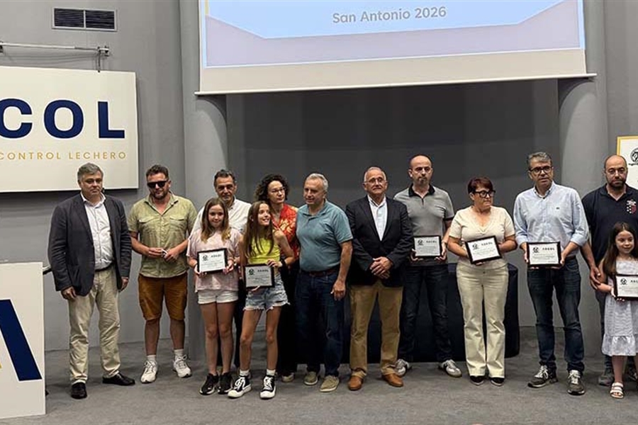 ASCOL entrega los galardones a las ganader�as m�s destacadas de...
