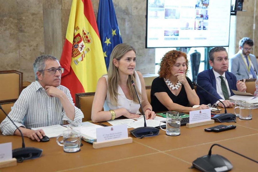 La mayor�a de comunidades avalan el informe sexenal sobre el lobo...