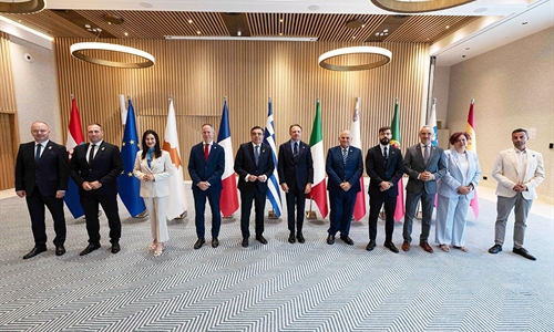 Espa�a defiende una PAC m�s ambiciosa para garantizar el relevo...