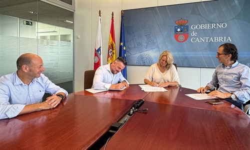 El Gobierno de Cantabria refuerza su apoyo al sector l�cteo con un...