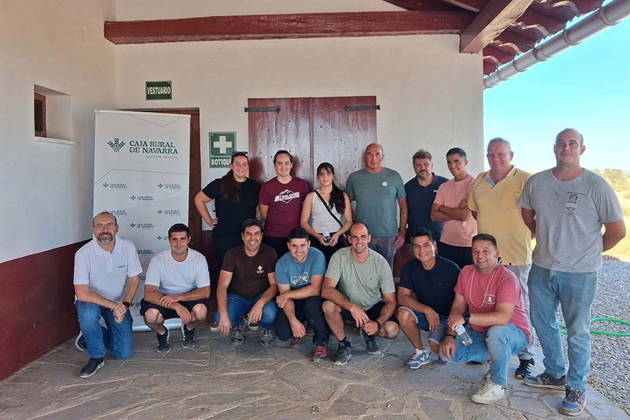 CONAFE y AFNA re�nen en Navarra a t�cnicos y ganaderos en un taller...