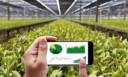 Casi 2.000 agricultores y ganaderos reciben los 9,4 millones de euros...
