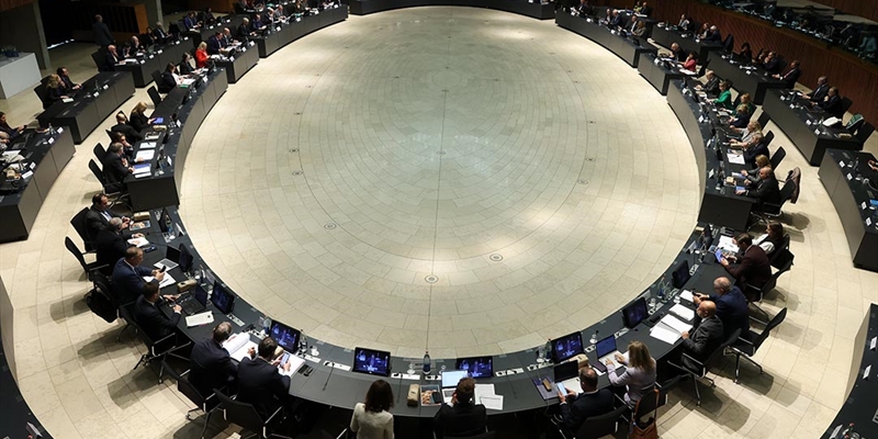 Luis Planas se muestra "satisfecho" por el acuerdo parcial de la UE en la negociaci�n de la PAC 2028-2034